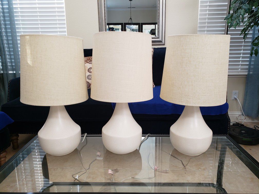 Gorgeous Table Lamp neutral beige color