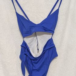 Shade & Shore Blue Ribbed Cutout One Piece Swimsuit - Size Medium