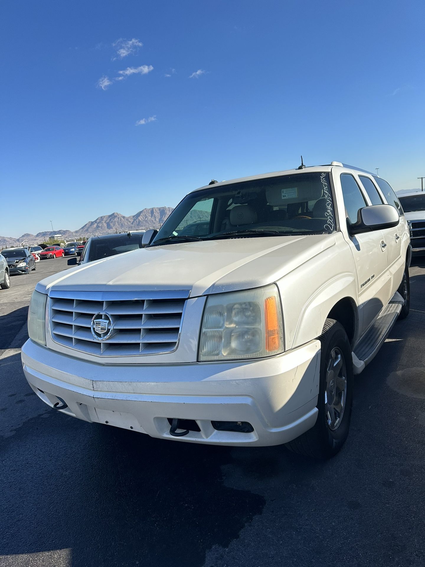 IMPOUND YARD SELLING ALL KIND OF CARS CASH OPEN TO PUBLIC TO BUY CALM