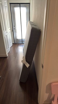 Free full size mattress