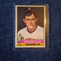1976 Topps NOLAN RYAN #330 HOF NM-MT 