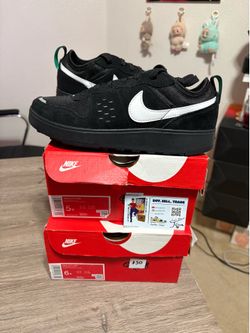 Size 5Y or 6Y - Nike C1TY Black Summit White