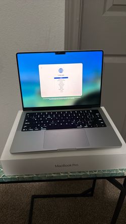 MacBook Pro M5 14inch