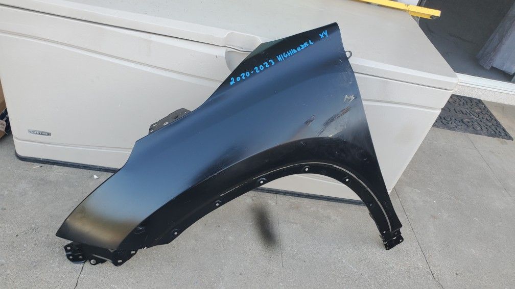 2020 - 2023 TOYOTA HIGHLANDER LEFT FENDER DRIVER SIDE USED OEM. X4