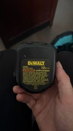 12v dewalt batter