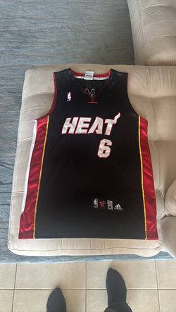 Alternate LeBron Miami heat jersey