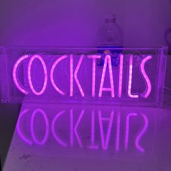 LED “COCKTAILS” Neon Light Sign 