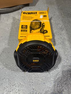 DEWALT 20volt Jobsite Fan 8-in Indoor/Outdoor (tool only) NEW 2025