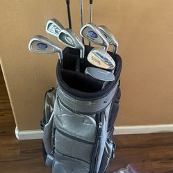 Golf Set Bundle W/Golf Bag + Golf Balls