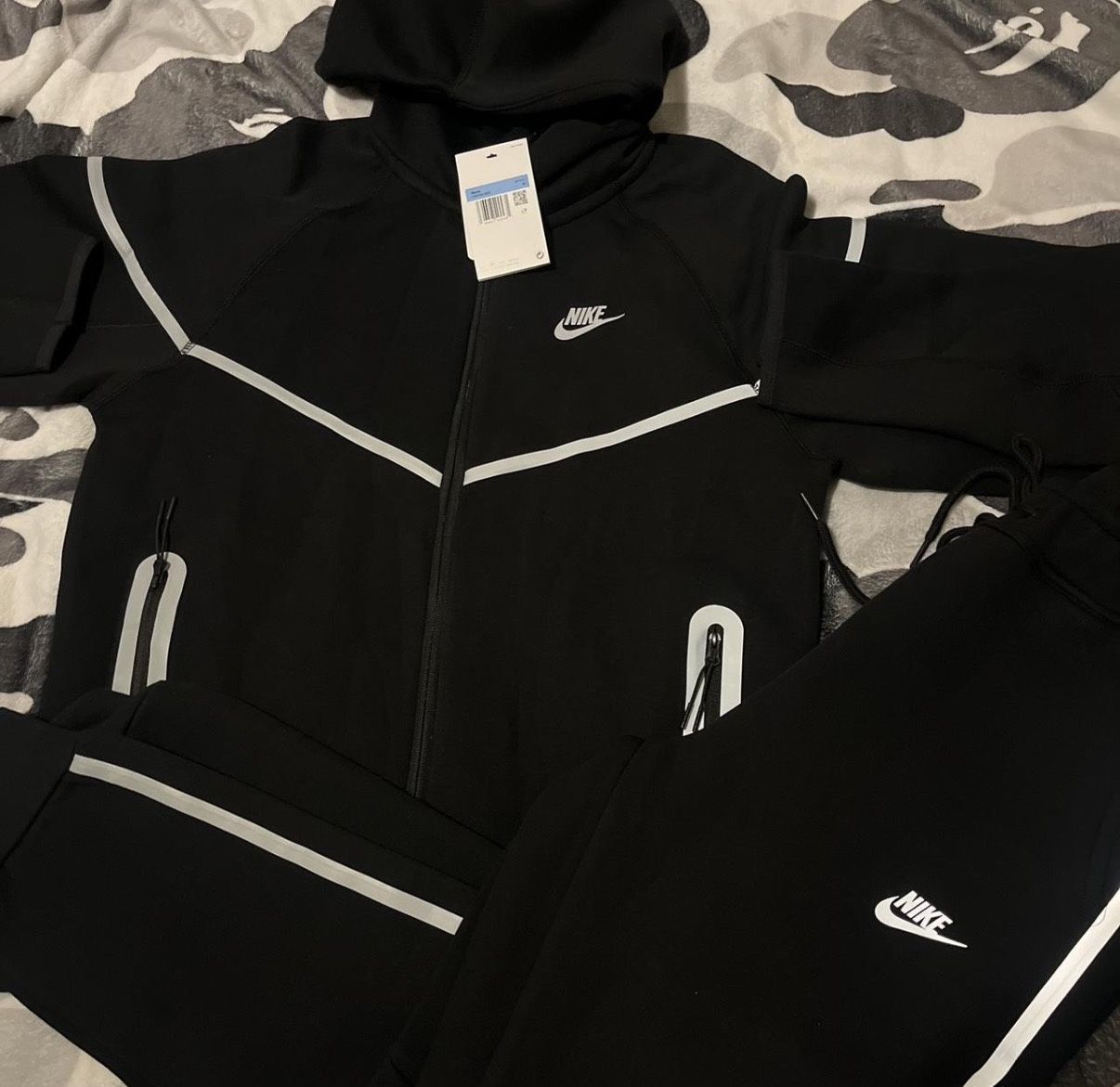 Nike Reflective Tech