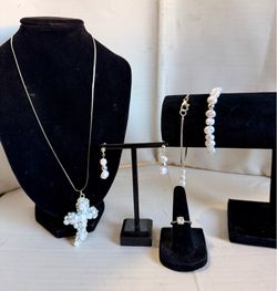Sterling silver and pearl lot
