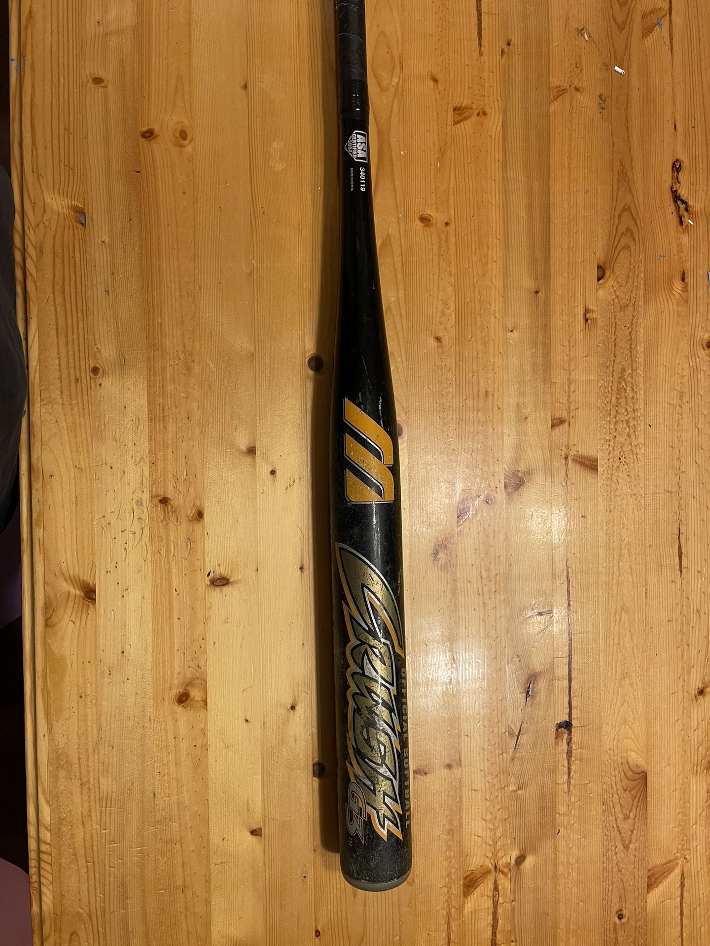 Slowpitch Softball Bat 34” 27oz.