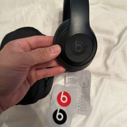 Beats Studio pro! 