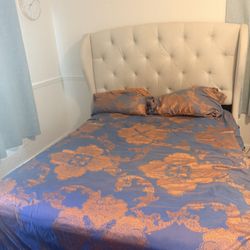 Upholstered Wingback Storage Bed with Drawers (Used)