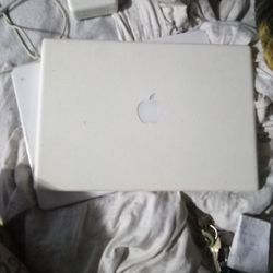 Apple Laptop
