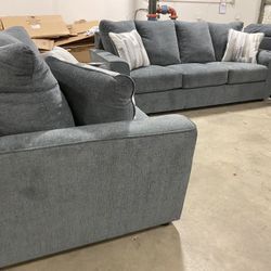 Ashley Livingroom Set. Brand New Just Opened $900 For The Set Delivered Today