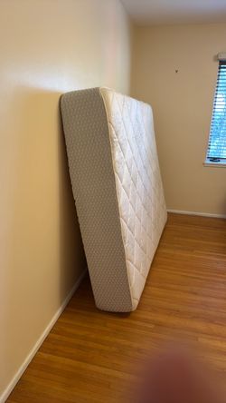 Queen Size Quilted Memory Foam Mattress