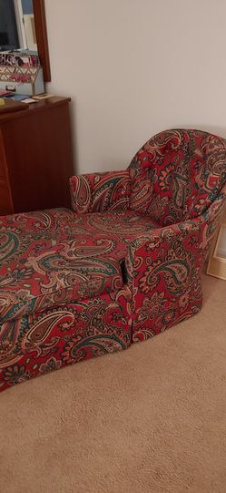 Cool love seat