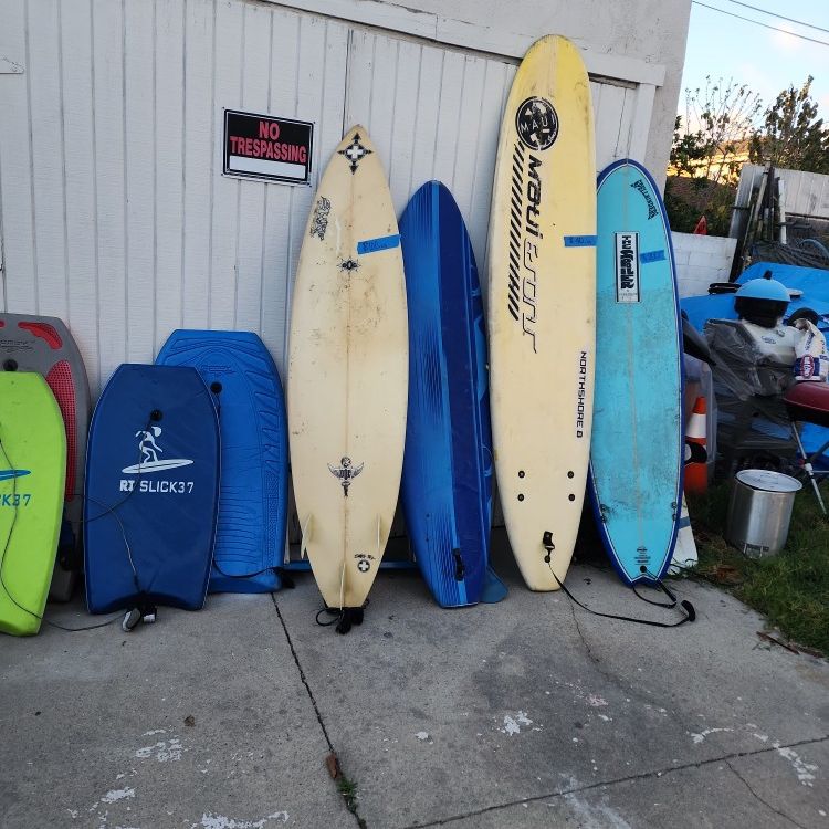 Surf Boards For This Summer Fun Day At Beach
