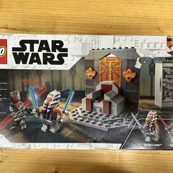 LEGO Star Wars: Duel on Mandalore (75310) Sealed