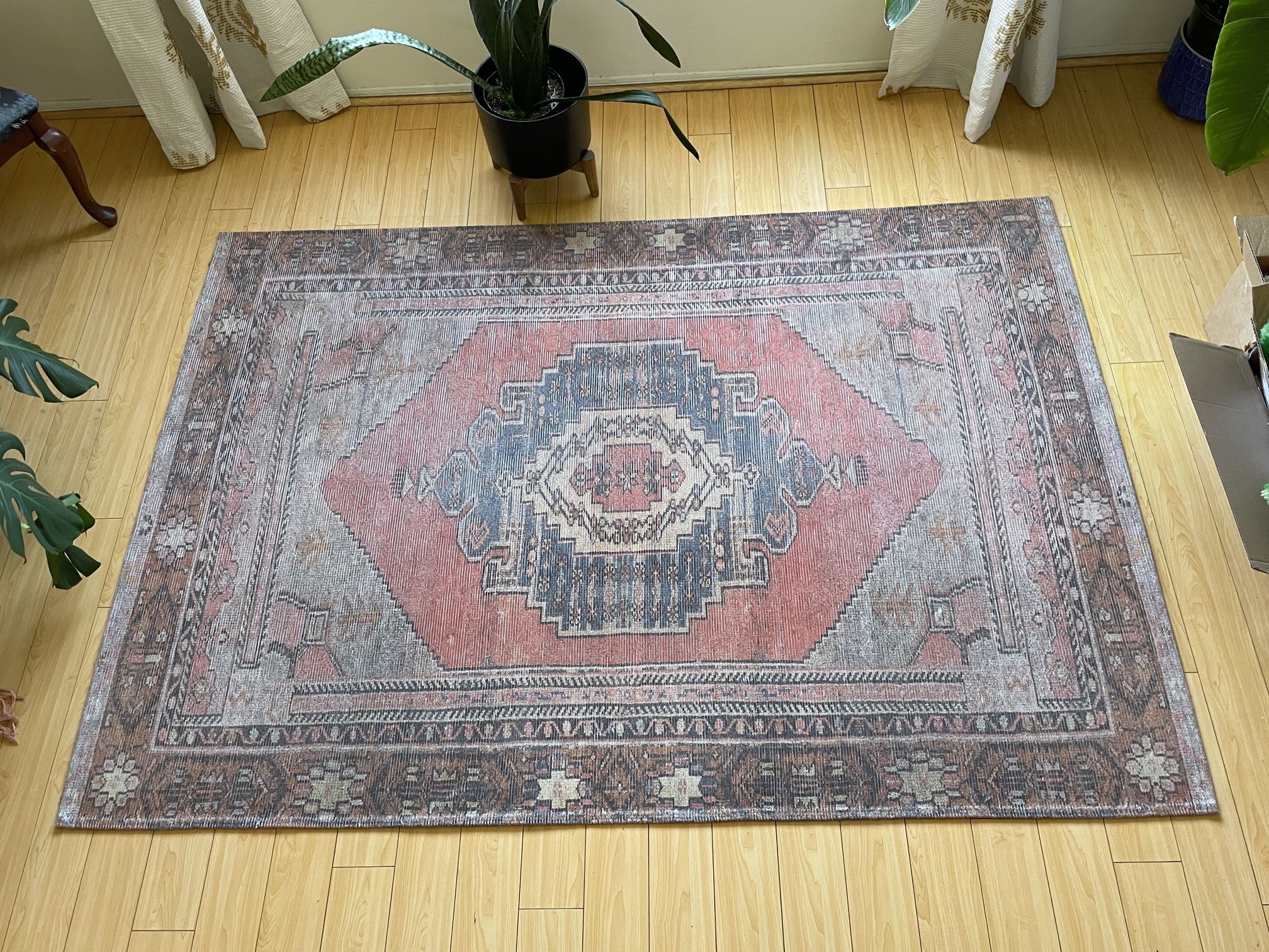 NuLoom Colina 5’ 3” x 7’ 7” MKCL09A Area Rug