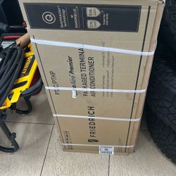 Friedrich PDE09K3SG AIR CONDITIONER
