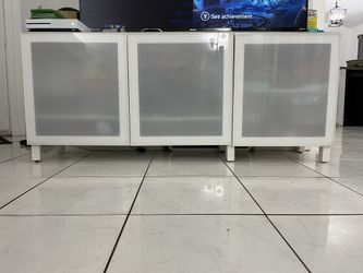 White Tv Console With Frosted Glass Top 