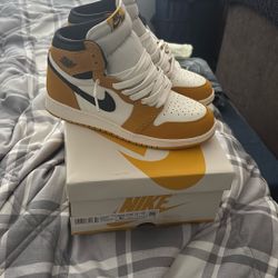 Air Jordan 1’s Yellow Color Way