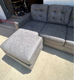 Small sectional