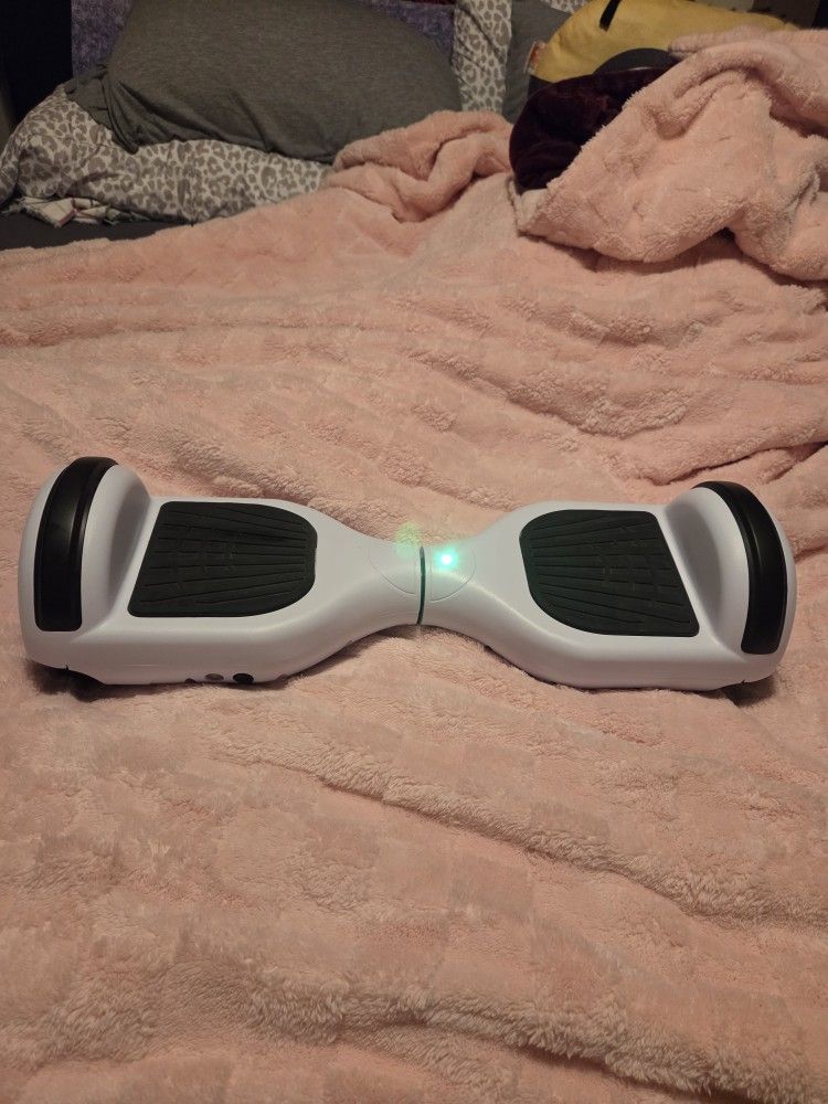 Hoverboard Self-Balancing Scooter