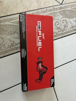 Milwaukee M18 Fuel Hackzall One Handed Recip Saw