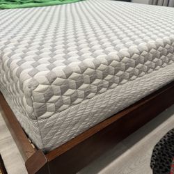 Layla Memory Foam Mattress Full Size