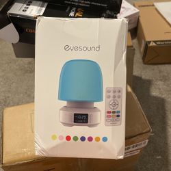 Eyesound Multifunctional Night Light Speaker 
