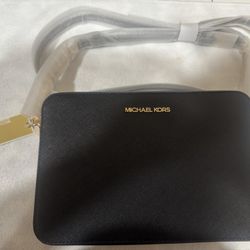 MK AUTHENTIC Crossbody Leather Bag!! For Sale!!