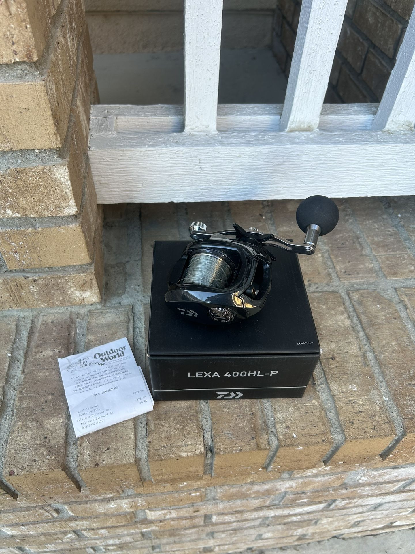 Daiwa Lexa 400 Baitcaster fishing reel