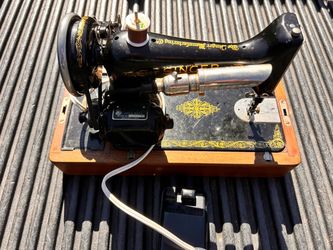 Singer antique sewing machine
