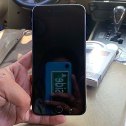 iPhone 8 Plus