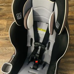 Carseat $95