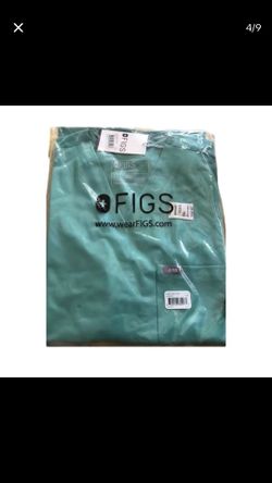 FIGS Men’s Scrub Top Large Green Surgery Technical Collection - Long Sleeve Menswear Clothing - Pockets lo