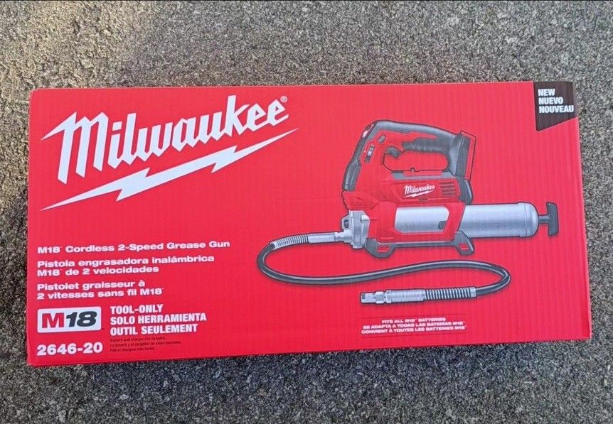 NEW Milwaukee 2646-20 M18 18V Lithium-Ion Cordless 2-Speed Grease Gun(Tool Only)