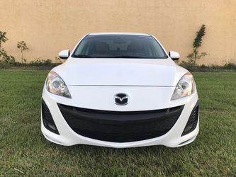 2011 mazda 3 S