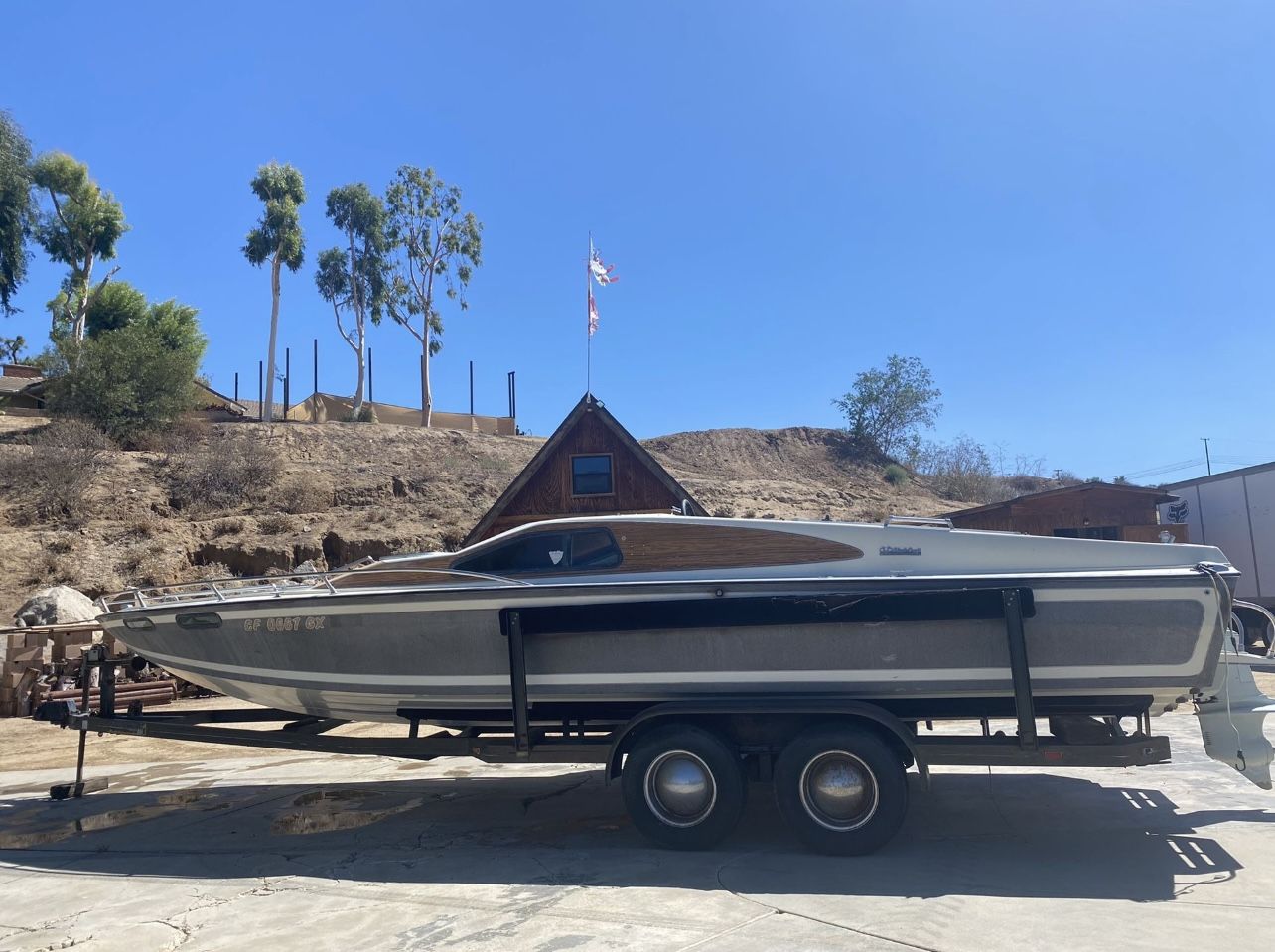 1983 Sleekcraft Ambassador