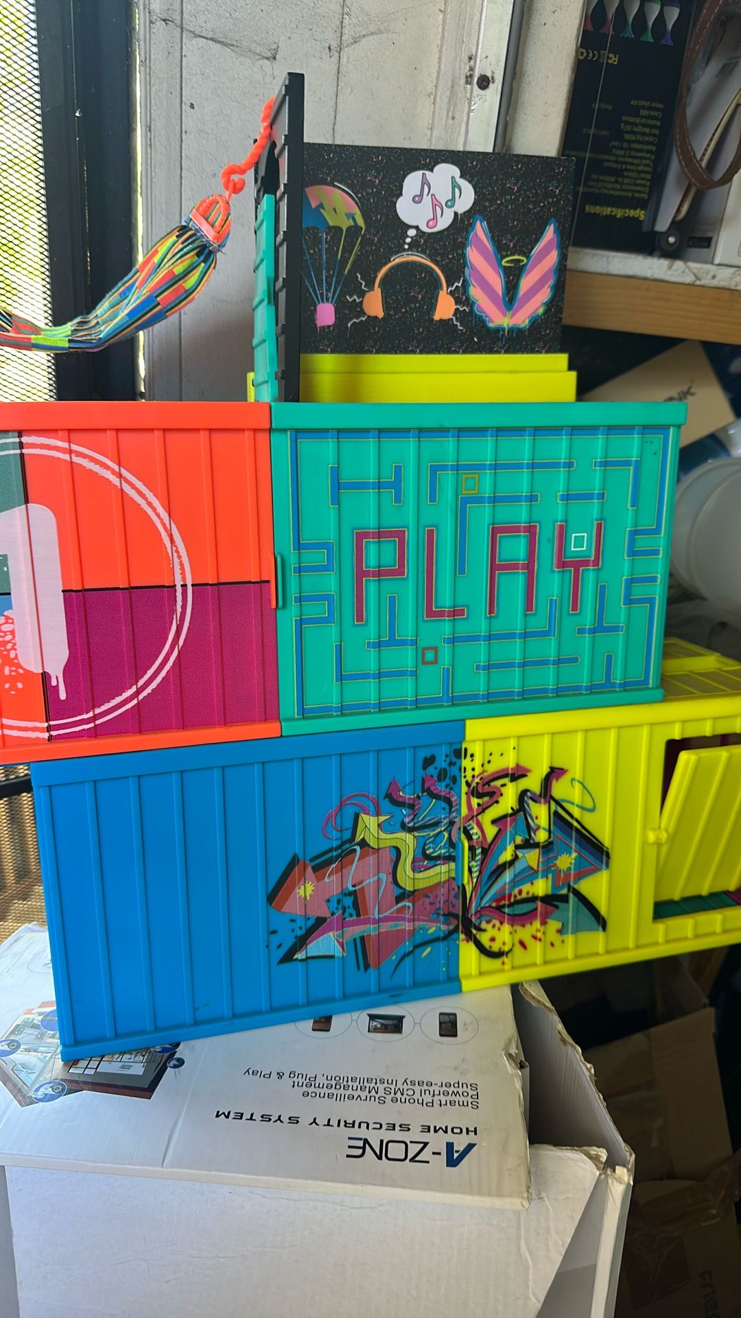 LOL Surprise Clubhouse Used