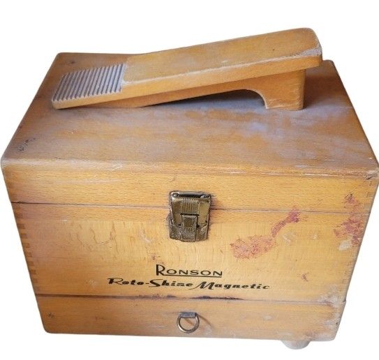 Vintage Ronson Roto Shine Magnetic Electric Shoe Polisher And Wooden Box