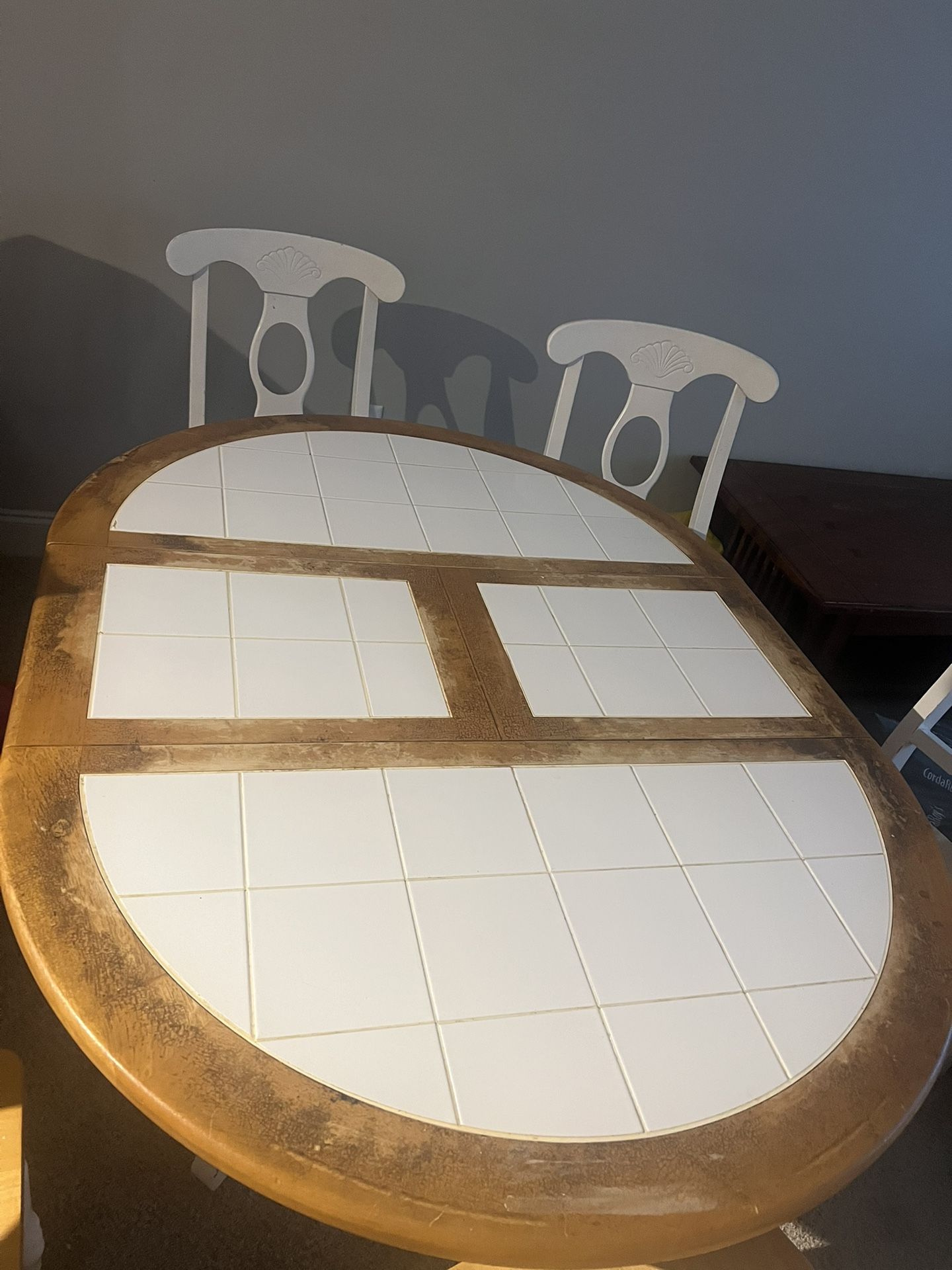 Tile-Top Expandable Dining Table w/ 6 Chairs – Seats 4 to 6