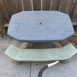Step 2 Picnic Table 
