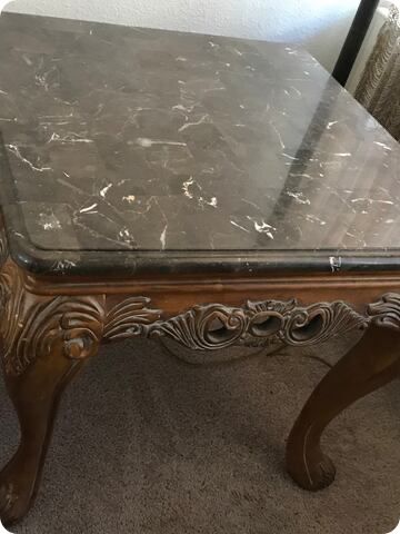 Coffe table and end table good condition $145.
