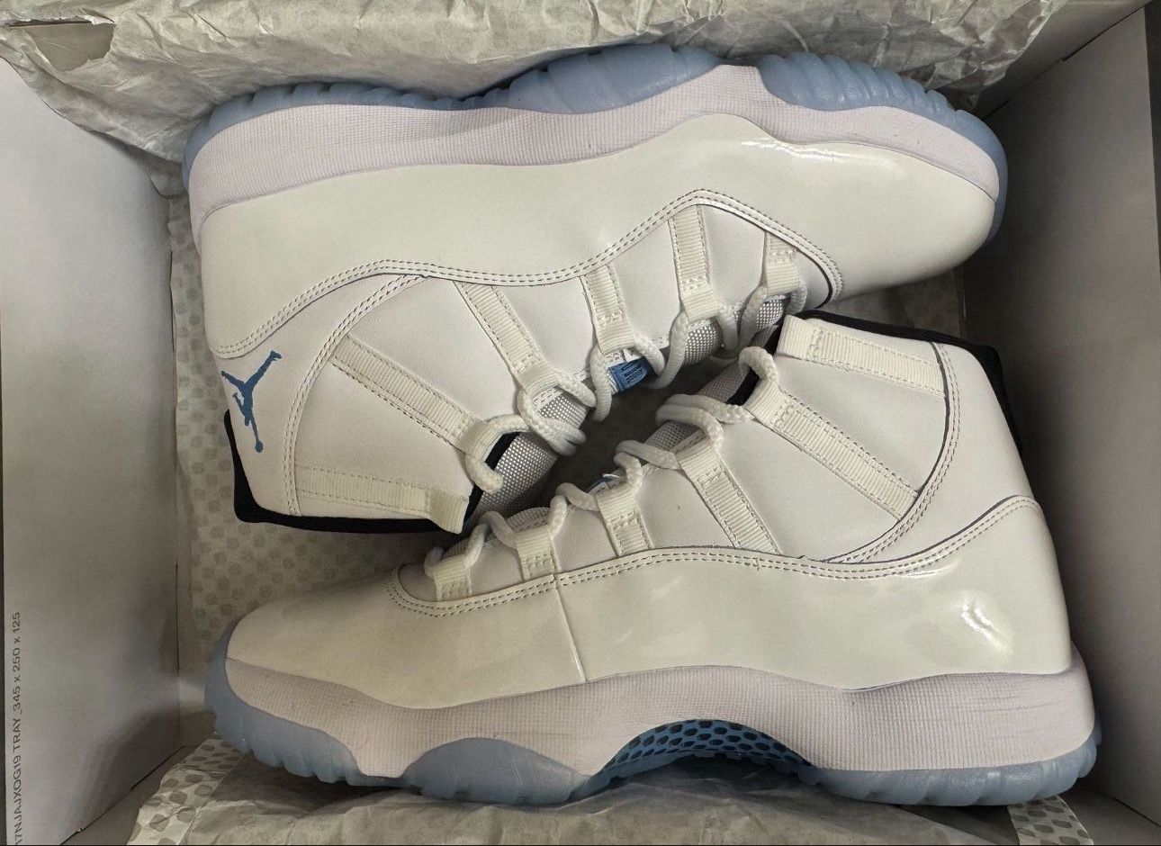 Air Jordan Retro 11 (LEGEND BLUE) PRICE IS FIRM(NO TRADES)