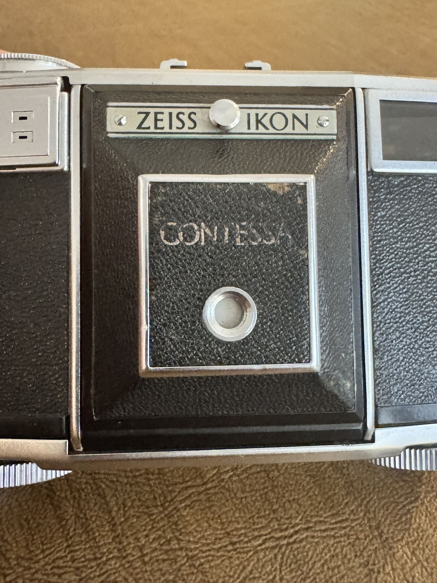 Zeiss Ikon Contessa Camera 45mm Tessar 2.8 Lens 533/24 35mm