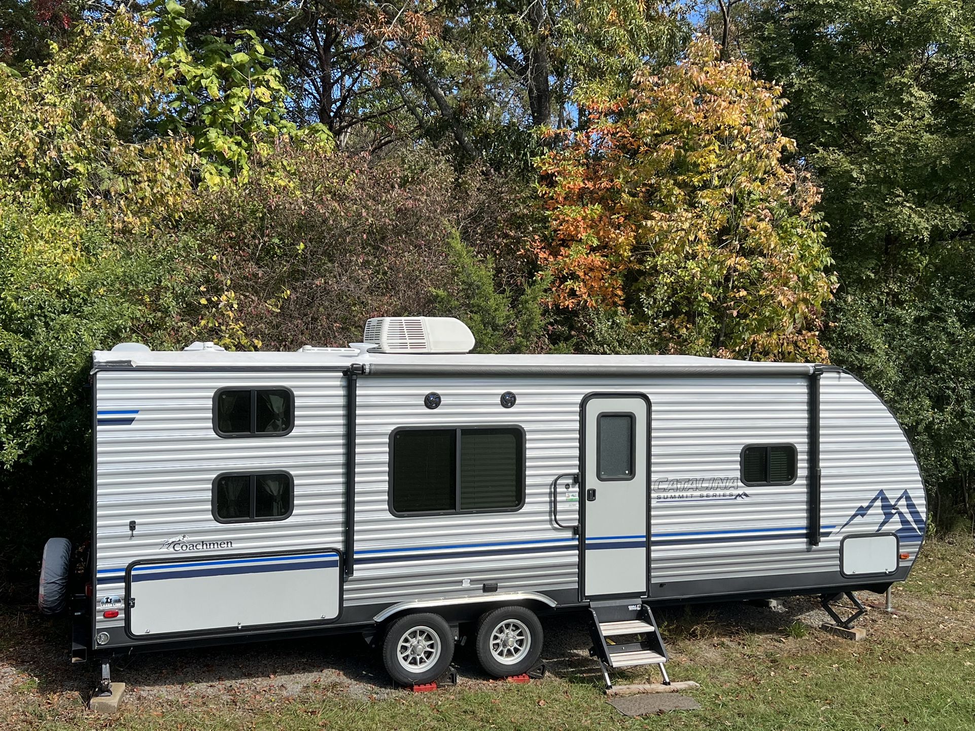 2020 Coachmen Catalina Summit Series 261BH